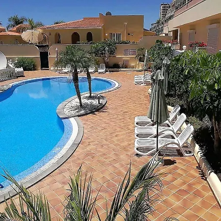 Unique Great Floor By The Ocean With Open Terrace. Separate Entrance. Adults Only فيلة