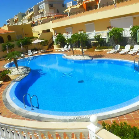 Unique Great Floor By The Ocean With Open Terrace. Separate Entrance. Adults Only * لوس كريستيانوس